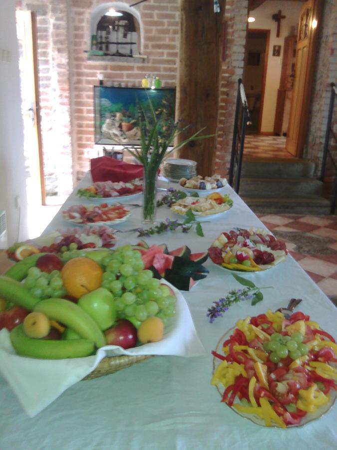 Penzion Patak Kamyk nad Vltavou ภายนอก รูปภาพ